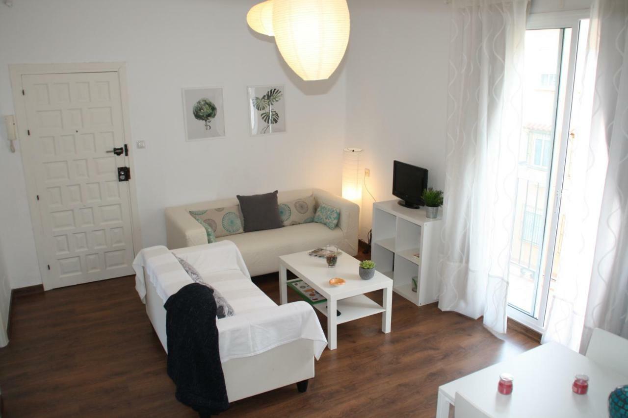 Apartamento Tia Maria Apartman Málaga Kültér fotó