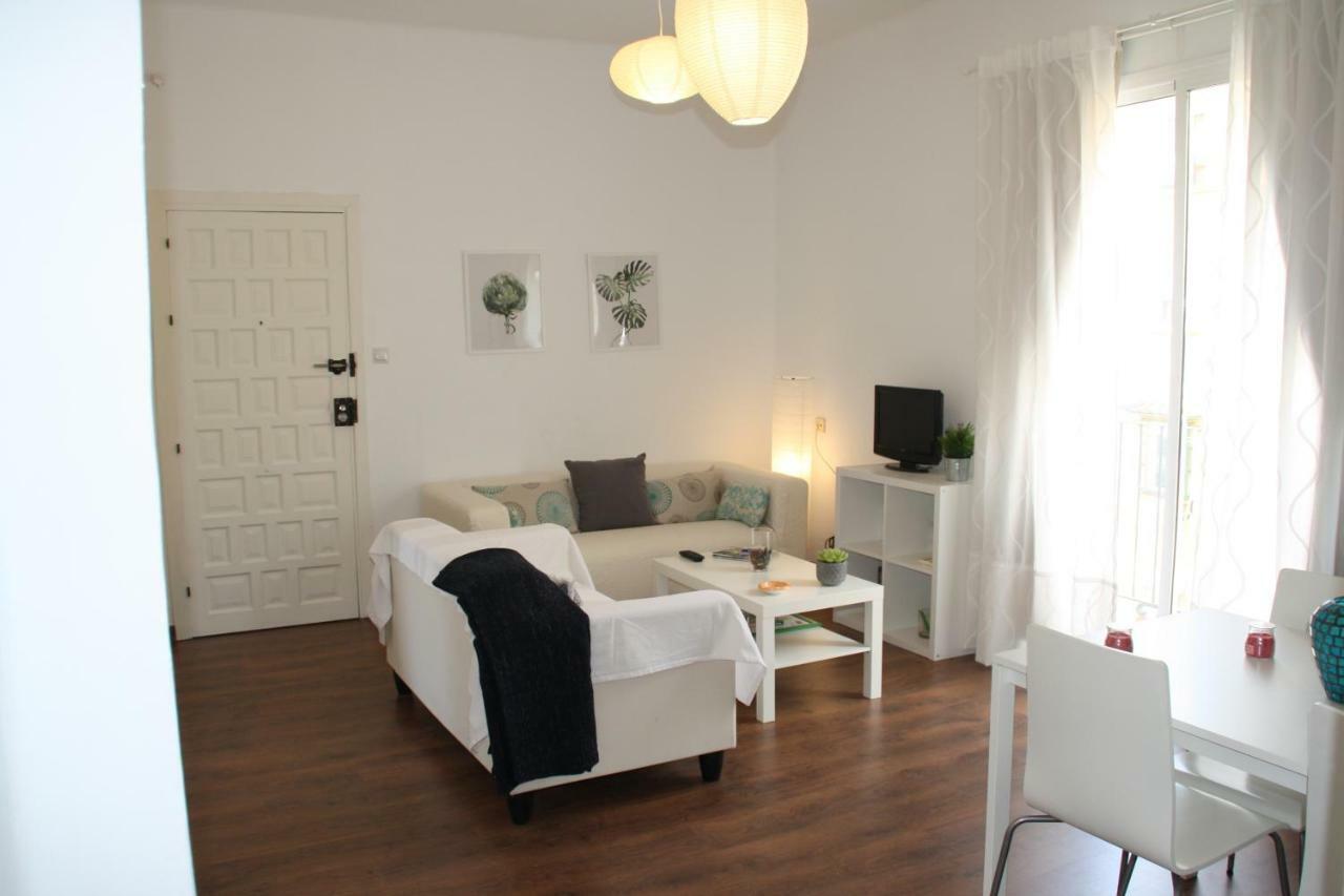 Apartamento Tia Maria Apartman Málaga Kültér fotó