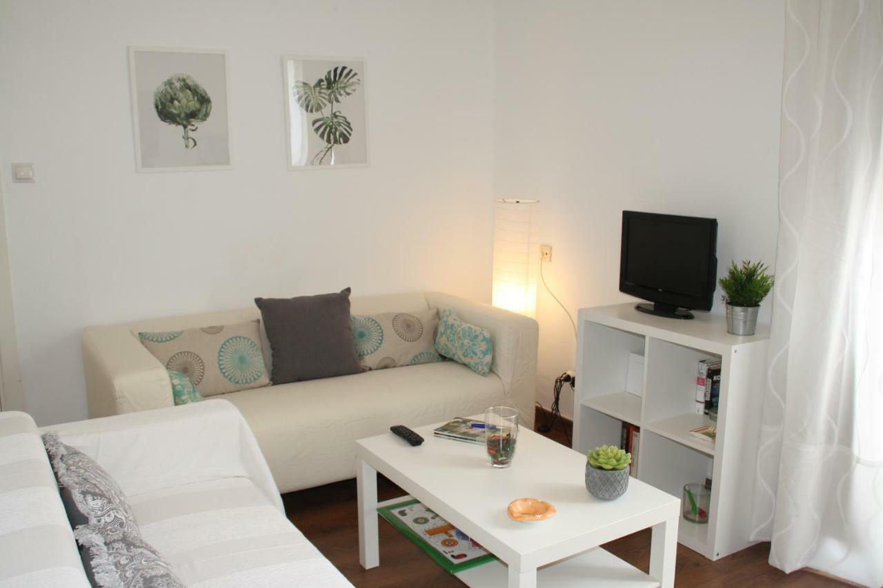 Apartamento Tia Maria Apartman Málaga Kültér fotó